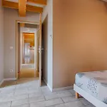 Nyaraló Ludomi *